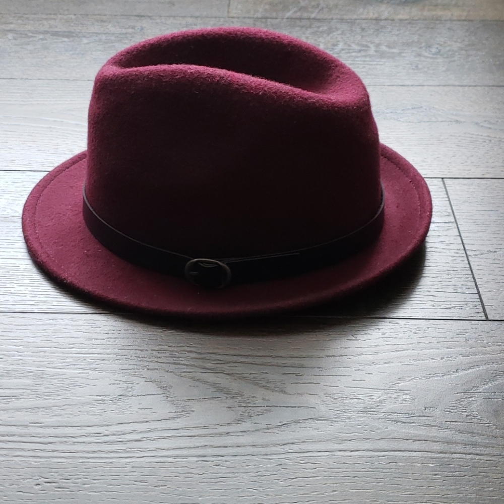 Hat - Picture 2 of 5